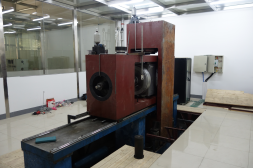 真三軸巖石裂隙滲流試驗(yàn)機(jī)